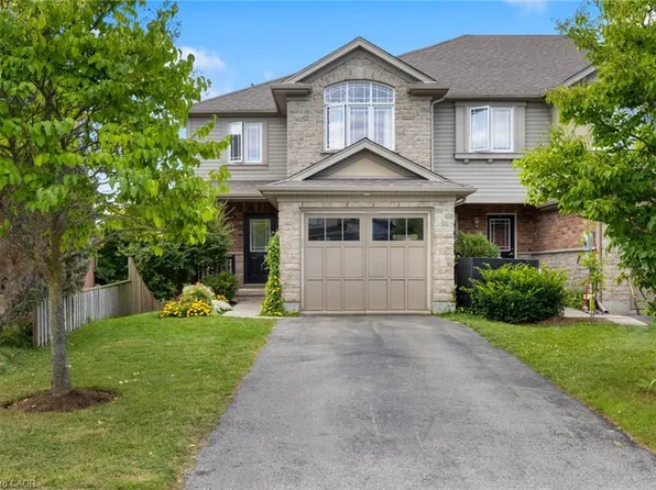 71 Vaughan St, Guelph, ON N1G 0B3