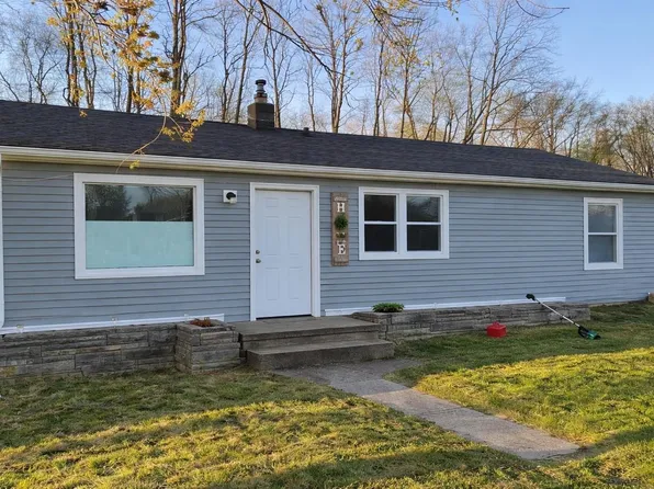 5752 Mulberry Ave, Portage, IN 46368