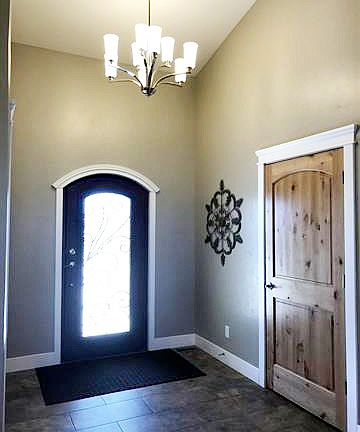 2nd image of 3743 North St #2481