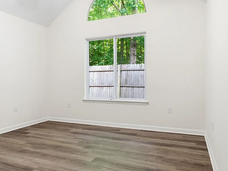 2044 Chicory St — Photo 12