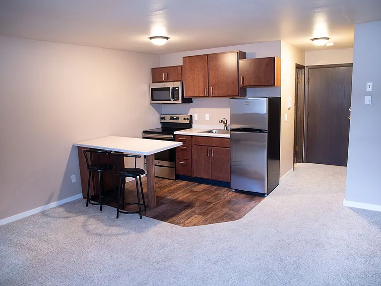 Courtyard Apartments — Photo 22