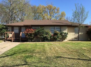 706 E Farmers Rd, Seagoville, TX 75159