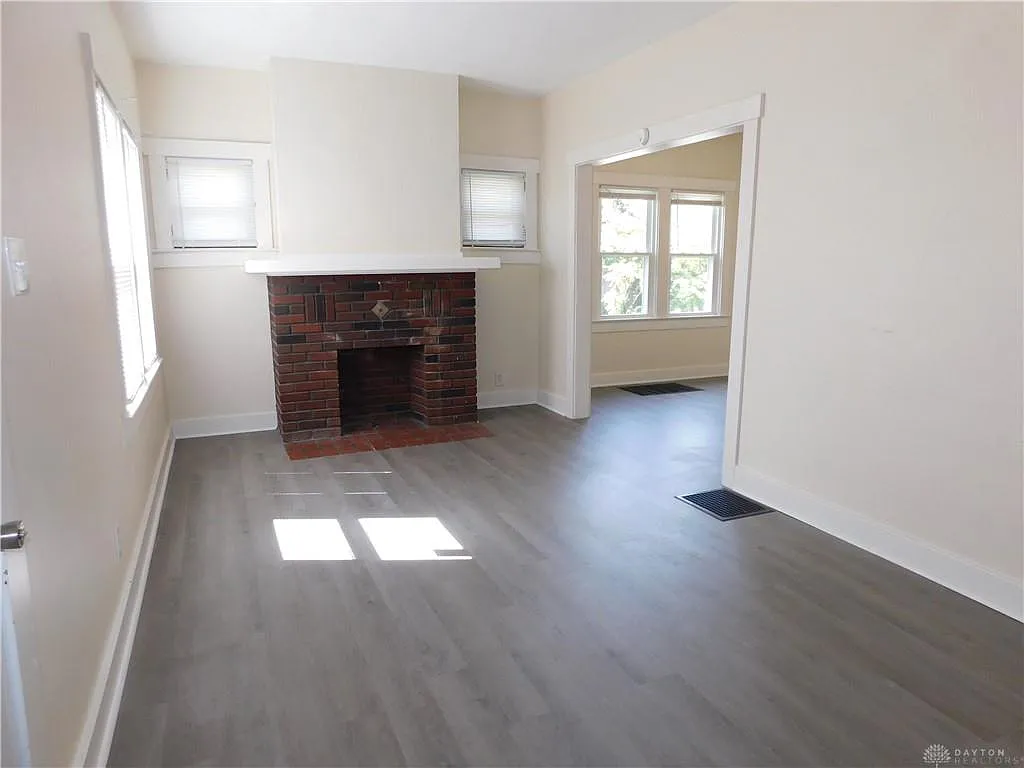 2 bed, 1.0 bath, 840 sqft, $1,250 — Photo 4