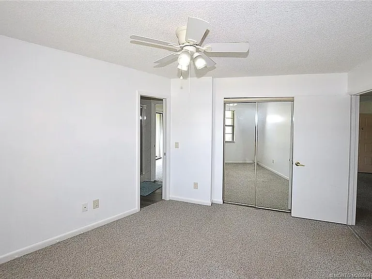 1999 NE Collins Cir #380 — Photo 12