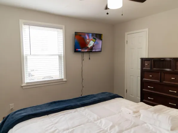 (undisclosed Address), Oxon Hill, MD 20745