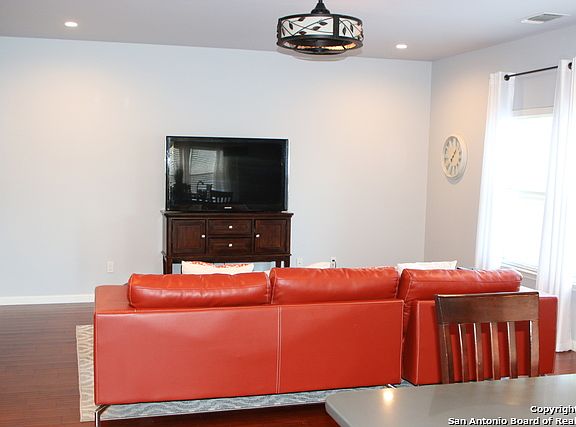 5th image of 6622 Kirk Ln