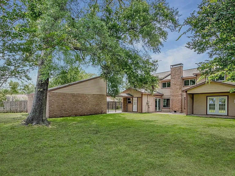 706 S Diamondhead Blvd — Photo 22