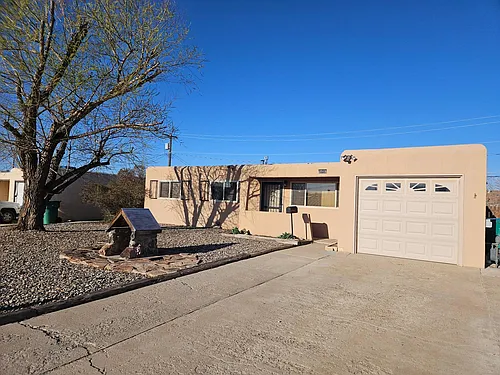 3513 Sierra Vista Dr Photo 1
