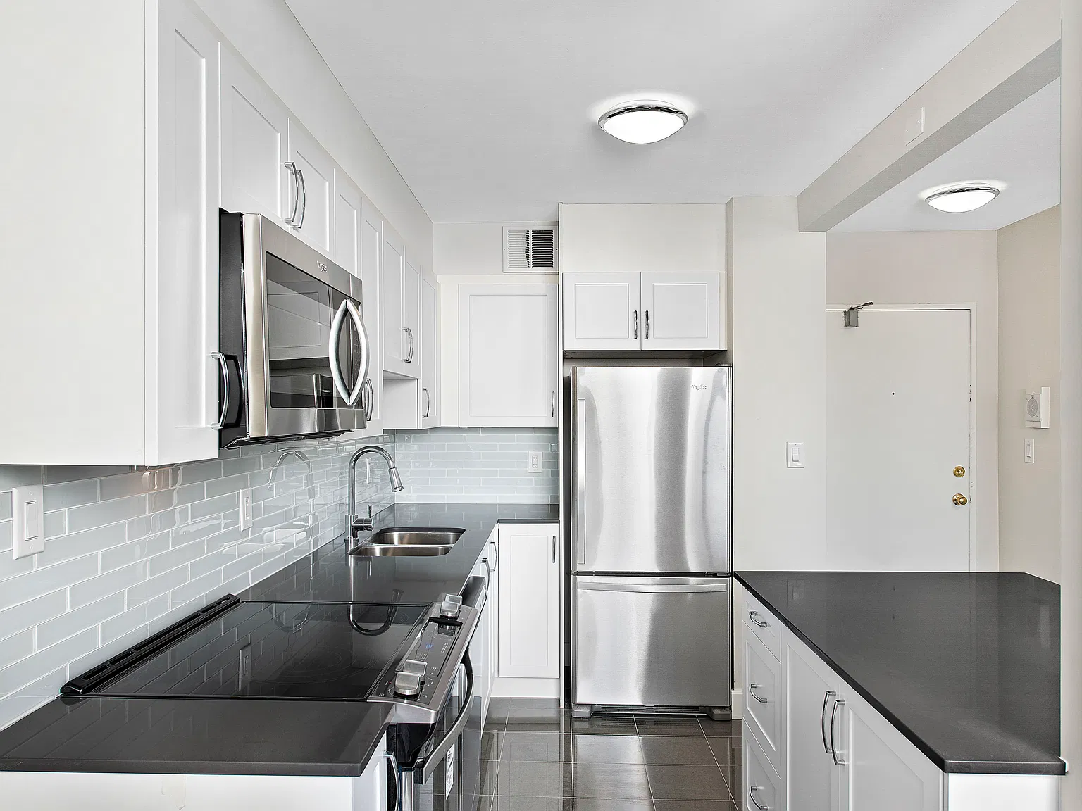 65 Forest Manor Rd — Photo 1