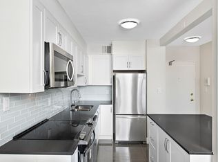 65 Forest Manor Rd, Toronto, ON M2J 1M5