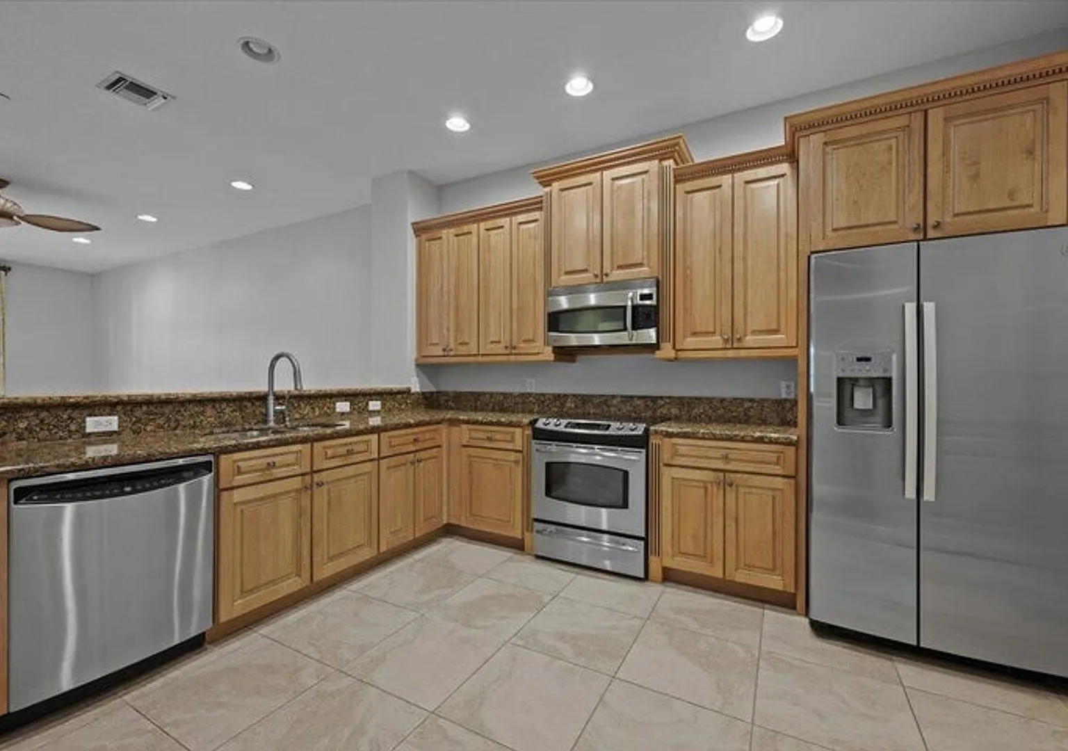 4902 Vine Cliff Way E, Palm Beach Gardens, FL 33418 — Photo 1