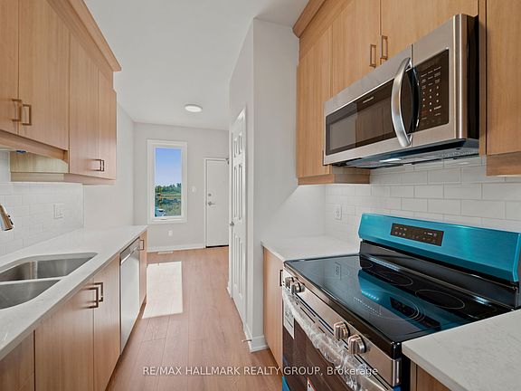4th image of 142 Conservancy Dr #D