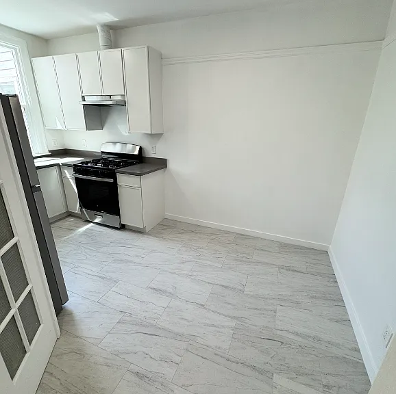 535 Broderick St #7 — Photo 7