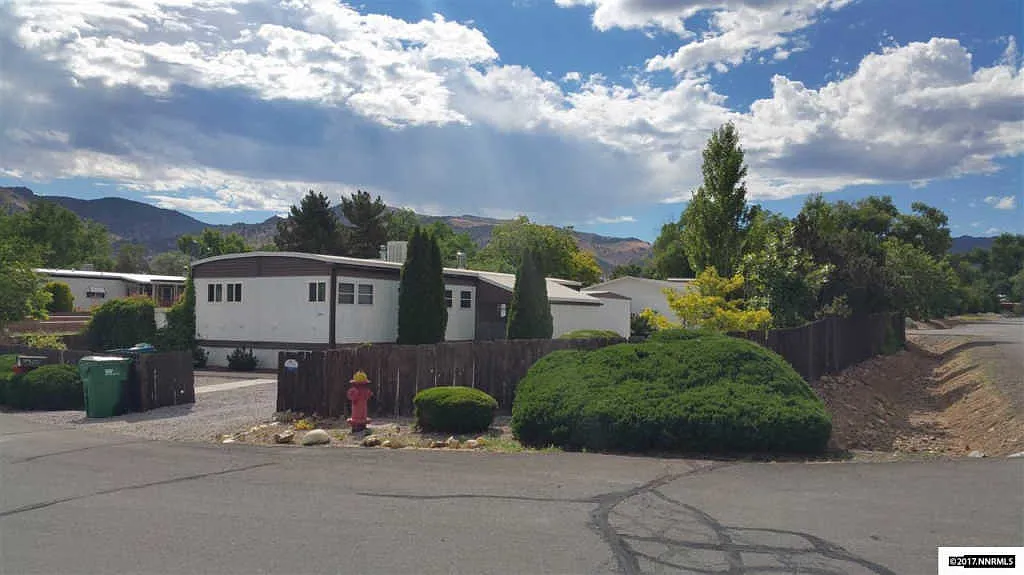 300 Capella Dr photo 1