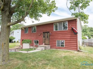 407 Cheswick Rd, Holland, OH 43528