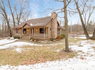 N3064 Grandview Dr, Lake Geneva, WI 53147