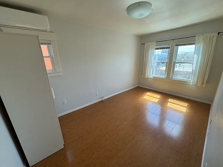 40 Brooks Ave #18 — Photo 12
