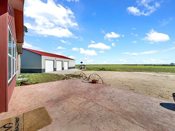 3rd image of 31056 County Road 47