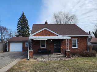 20878 Sunset Ave, Warren, MI 48091