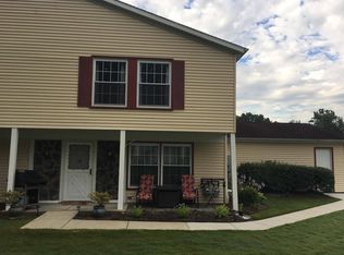 3425 Beaver Trl, Aurora, OH 44202