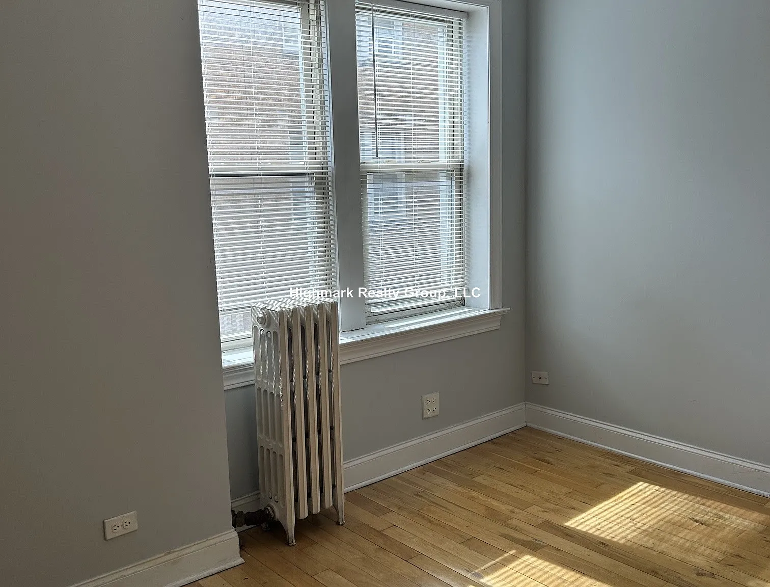 2 bed, 1.0 bath, $1,650 — Photo 3