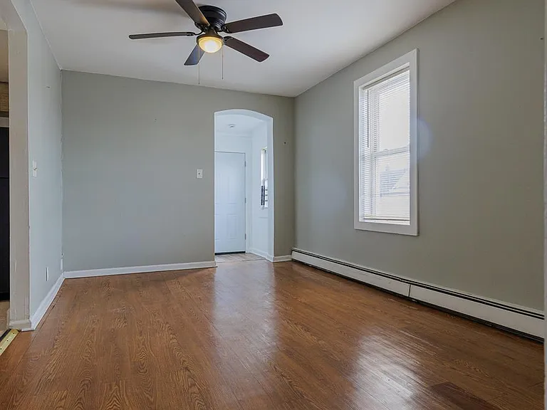 16 Somerset St #2 — Photo 14