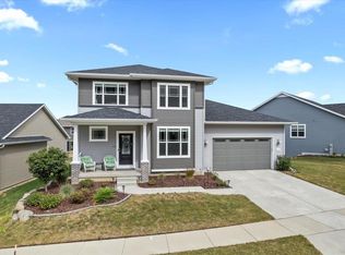1816 Waterfall Way, Verona, WI 53718