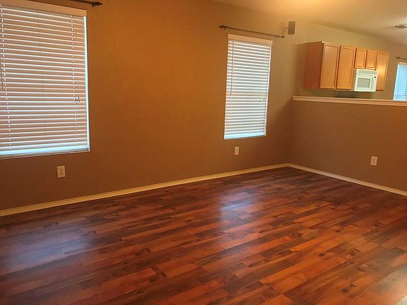 4th image of 4513 Waterford Dr