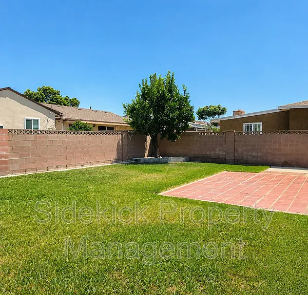 11639 Faculty Dr — Photo 17