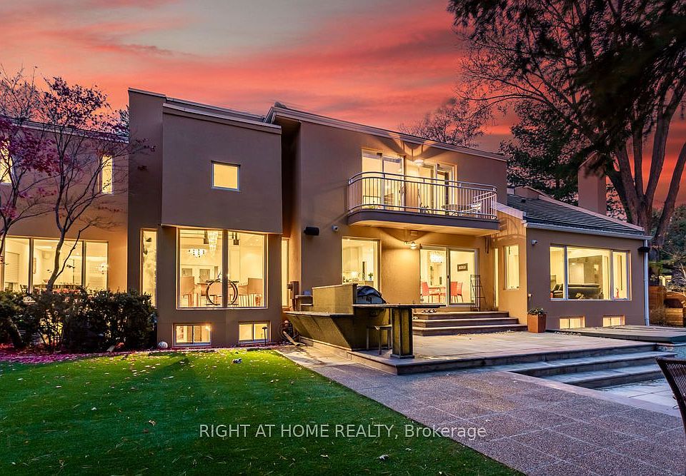 1st image of 1 Friars Ln