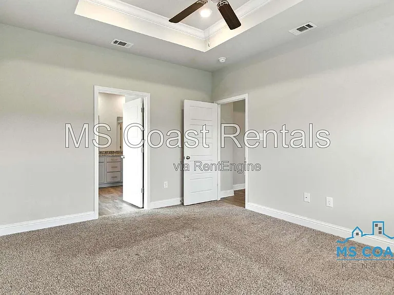 15610 Lantern Cv — Photo 13