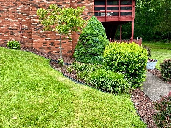 5th image of 976 Braun Rd