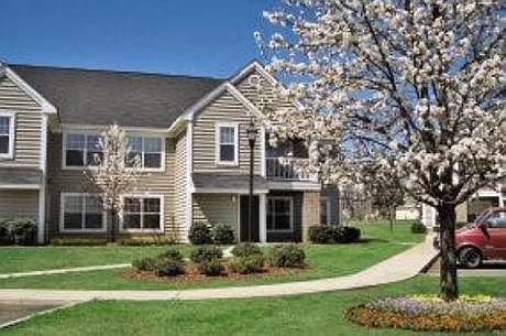 1st image of 1301 E Dogwood Dr