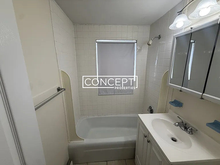 Dustin St — Photo 7