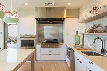 Rented by Lisa Management