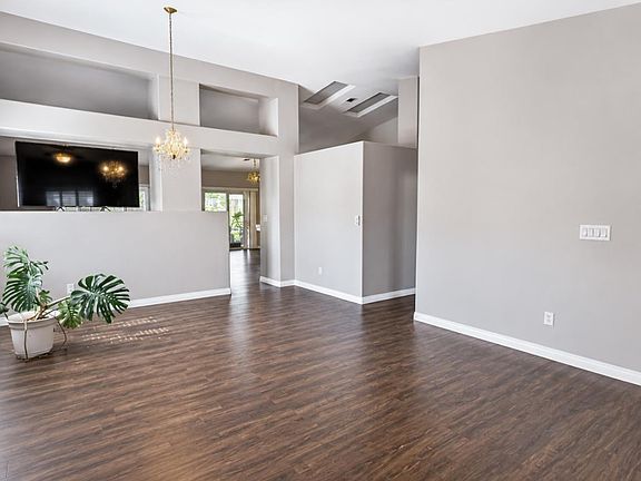 5th image of 12014 Roaring River Ave