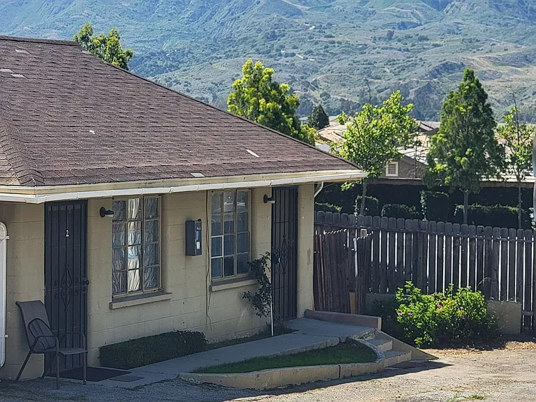 203 Santa Clara in Fillmore — Photo 12