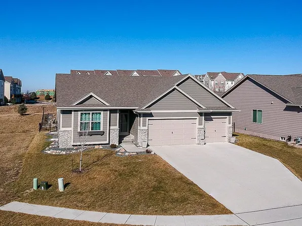 1700 NE Silkwood Ct, Grimes, IA 50111