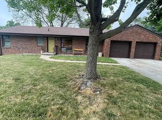 6781 Sunset Ter, Windsor Heights, IA 50324