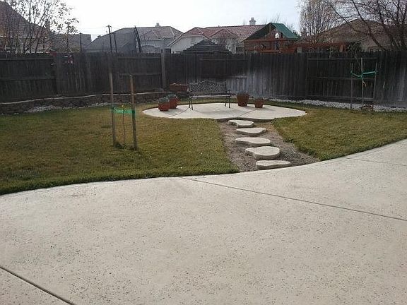 4th image of 110 Odell Cir