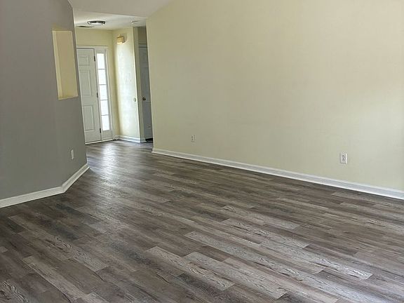 4th image of 8021 Pleasant Point Ln