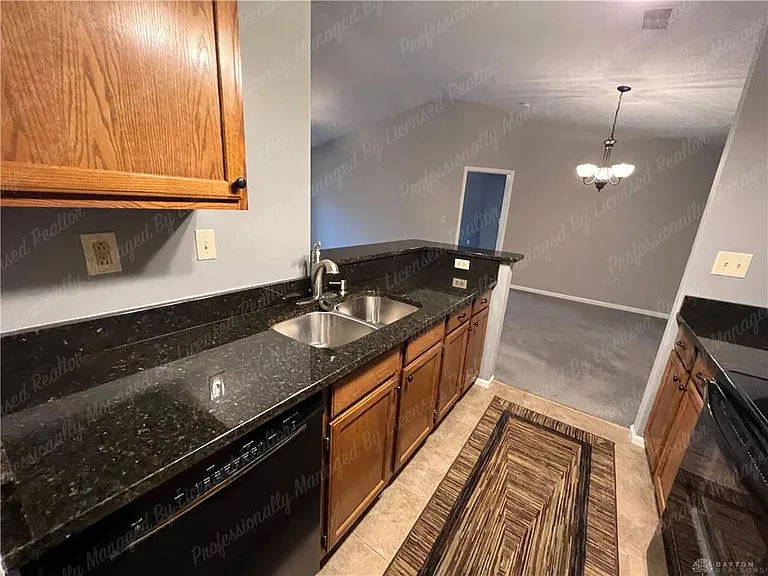 6650 Wareham Ct #8 — Photo 15