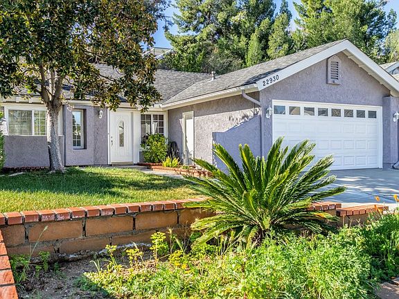 2nd image of 22930 Calvello Dr