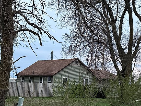 3rd image of 525 100th St