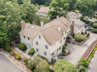 26-26B Pleasant St, Wellesley, MA 02482