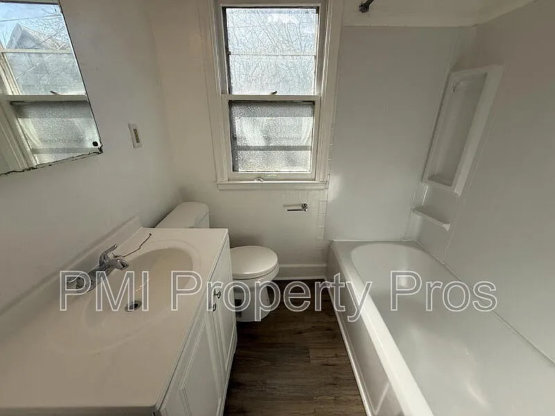 Building Photo - 2821A N 57th St