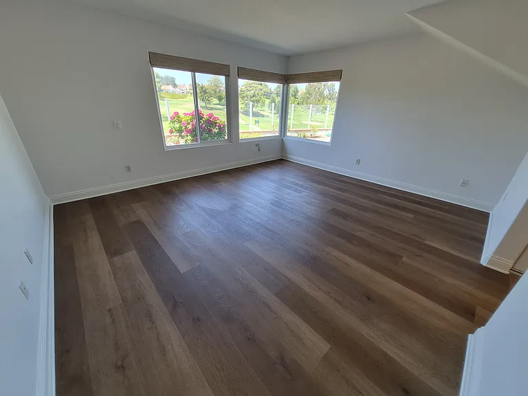 Downstairs suite has all new flooring and window coverings.