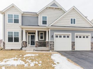 1124 Waterfront Ln, Hampshire, IL 60140