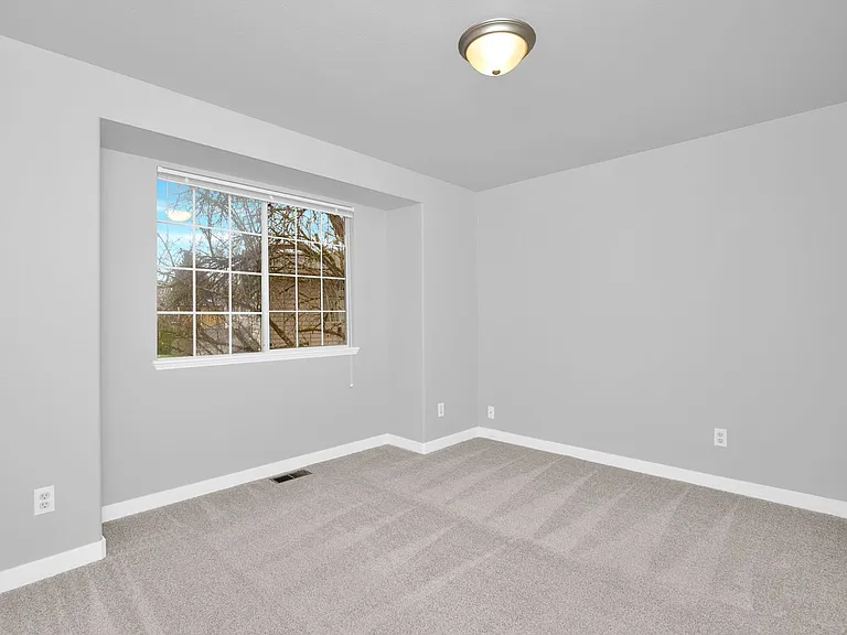 10708 NE 107th Pl — Photo 24
