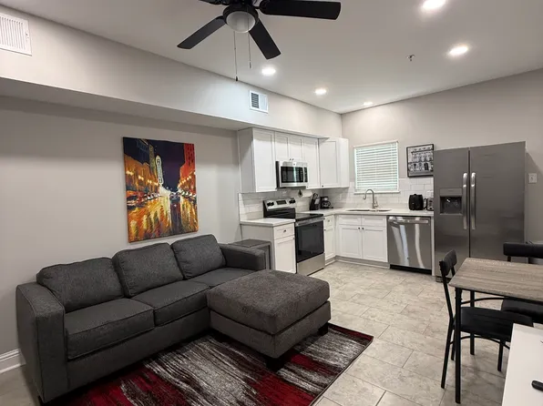 407 Peach St, Diberville, MS 39540